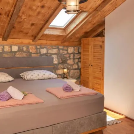 Exklusives Mit Pool & Whirpool Im Dalmatinischen Hinterland 