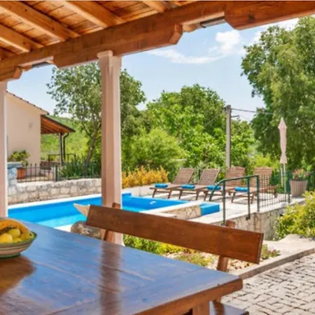 Vila Exklusives Mit Pool & Whirpool Im Dalmatinischen Hinterland 