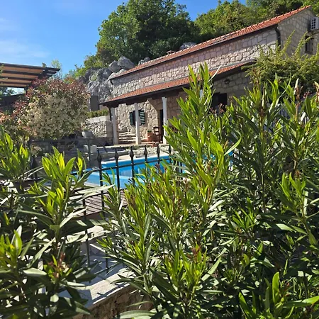 Exklusives Mit Pool & Whirpool Im Dalmatinischen Hinterland 